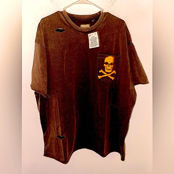 Gallery Dept Other - NWT Gallery dept oversized rare to find BROWN tee distressed made in USA ZIP T❤️